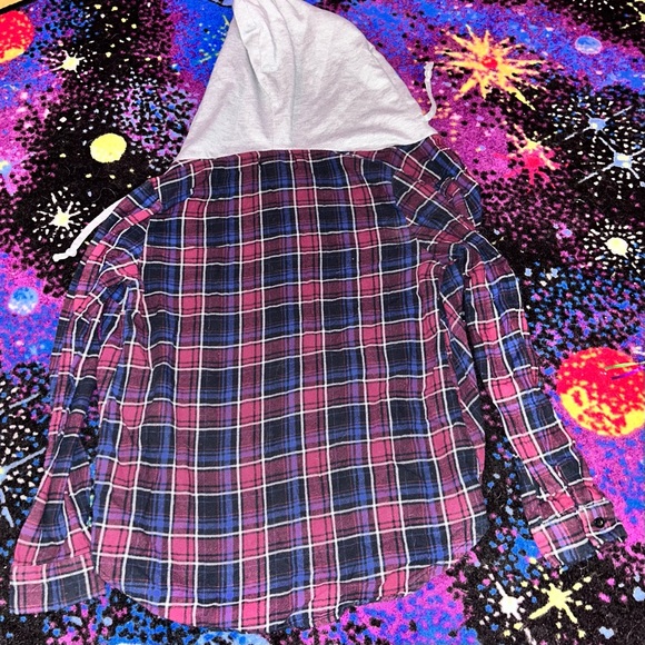 🏕️flannel button up⛺️ - Picture 4 of 4